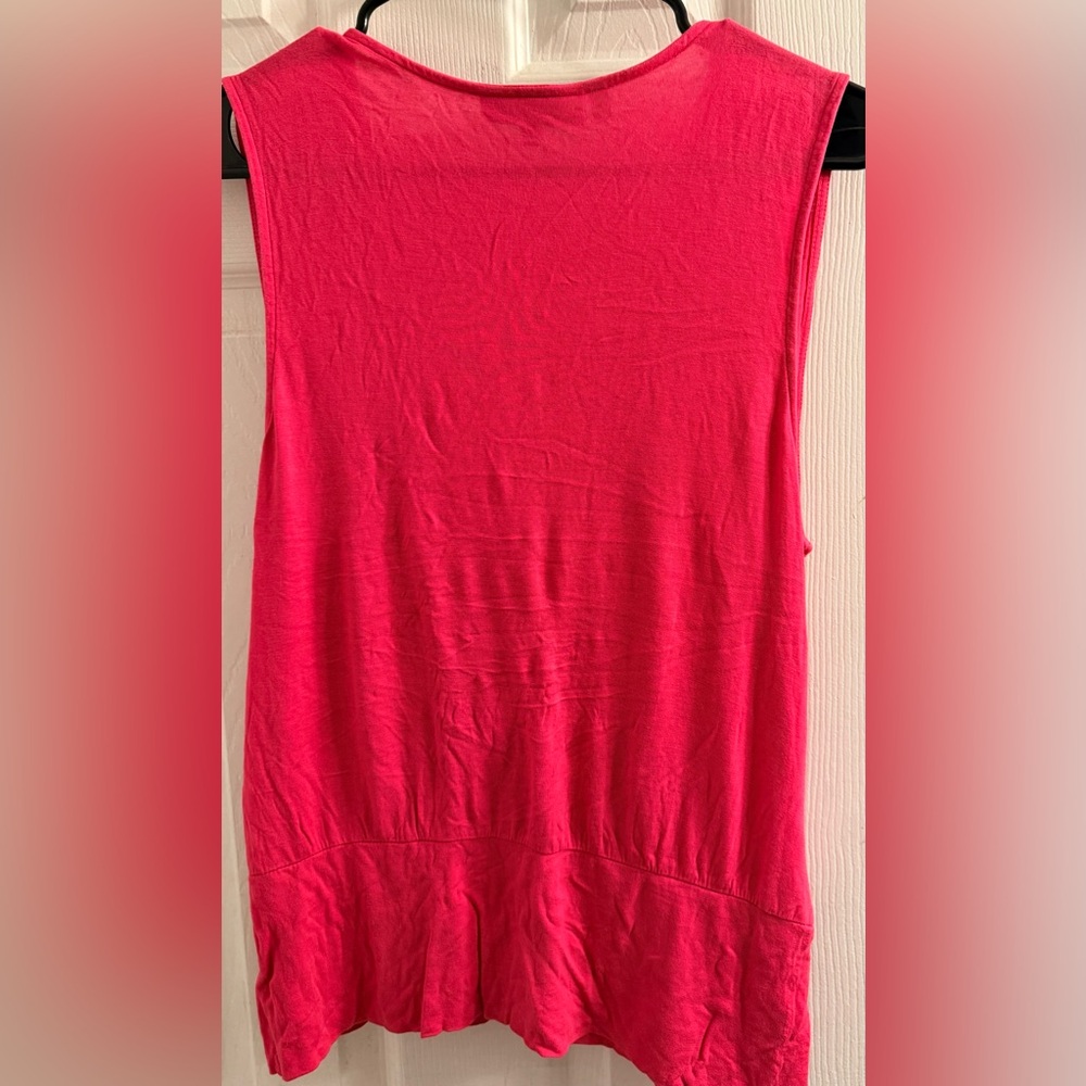 Jennifer Lopez Vibrant Pink Draped Blouse with gold name plate Size Medium - Picture 3 of 4